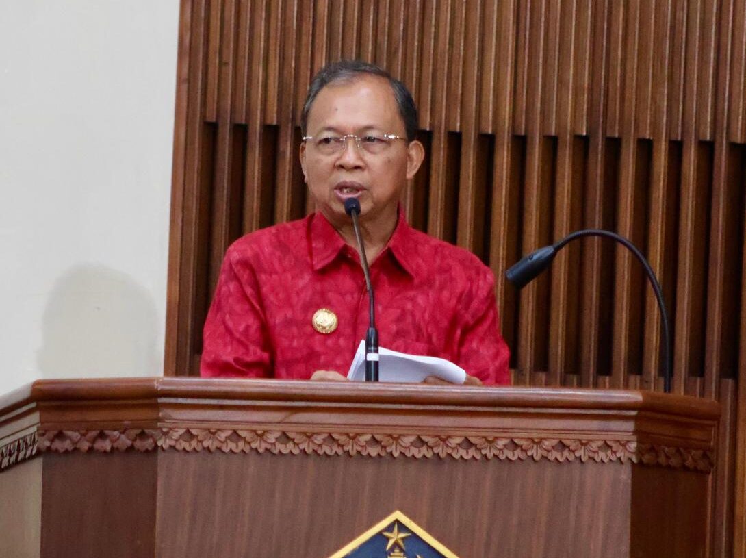 Gubernur Bali Wayan Koster. -Balitopik.com