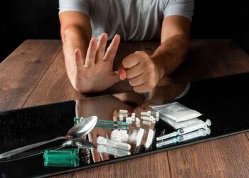 Ilustrasi pengguna narkotika yang direhabilitasi. -IST