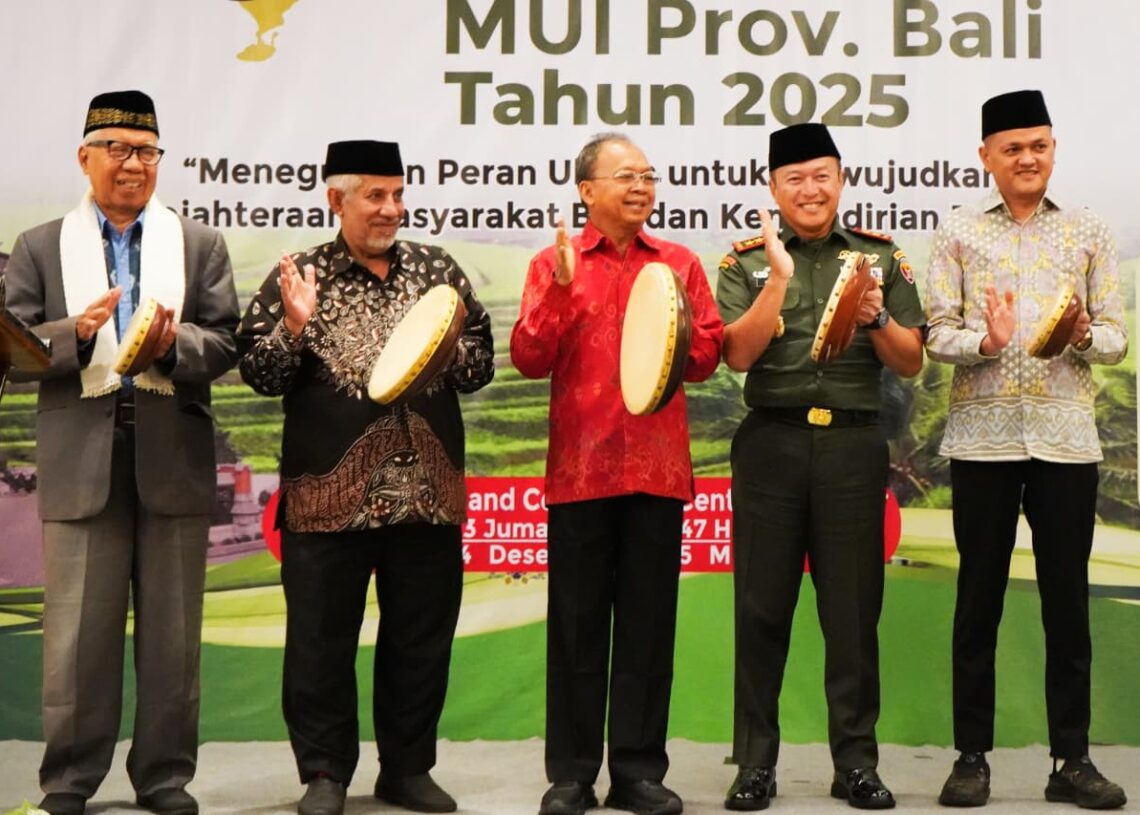 Gubernur Bali Wayan Koster saat ikut Musda XII MUI Provinsi Bali Tahun 2025. -Balitopik.com
