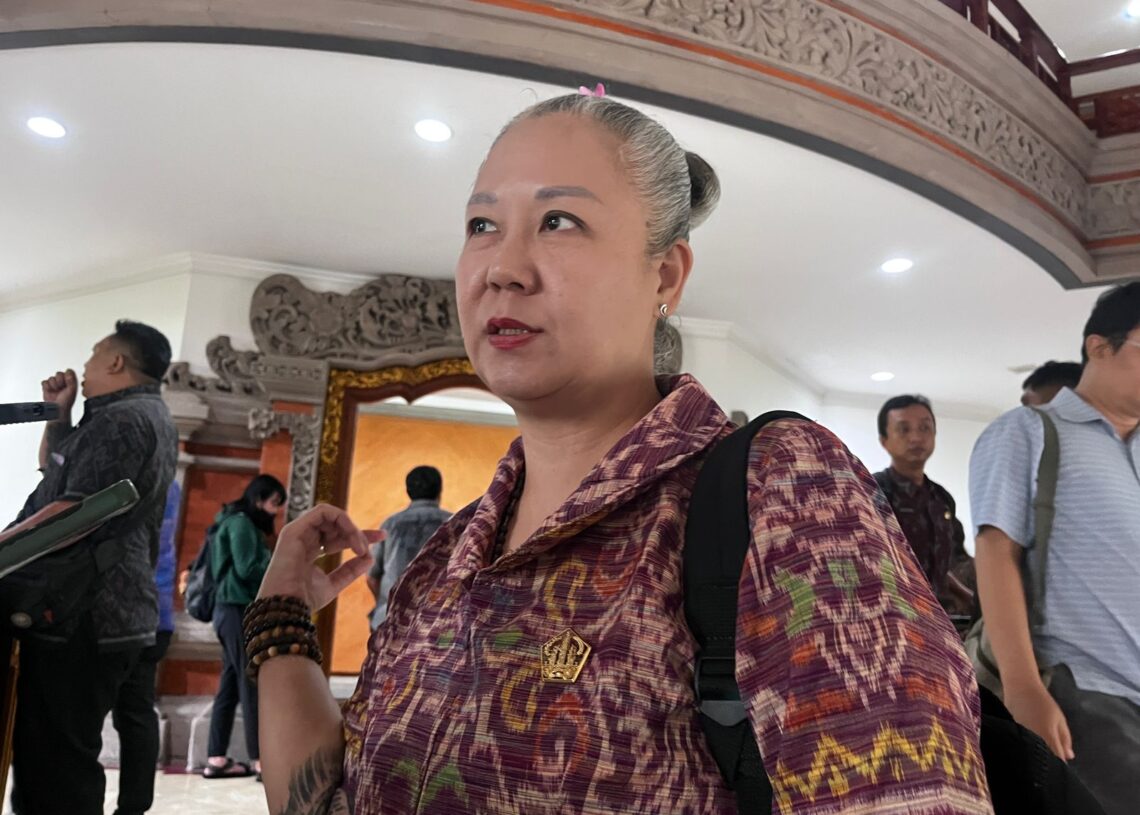 Kader PSI Bali yang juga adalah Anggota DPRD Bali, Grace Anastasia Surya Widjaja. -Balitopik.com