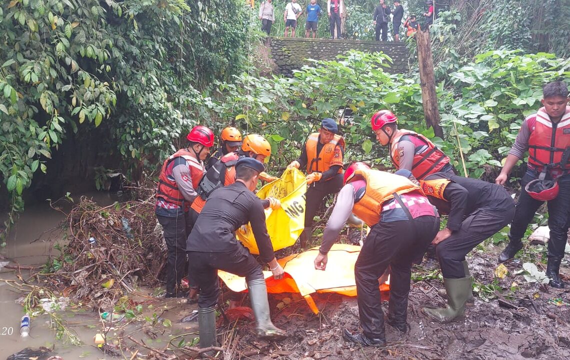 Jenazah nenek Menuh saat ditemukan. -IST/Balitopik.com