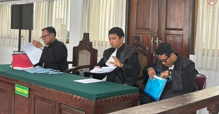 Lanjutan sidang kasus dugaan pemalsuan surat PT UKI di PN Denpasar. -Balitopik.com