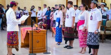 Bupati Badung I Wayan Adi Arnawa saat melantik 234 Pejabat Pemkab Badung. -IST/Balitopik.com