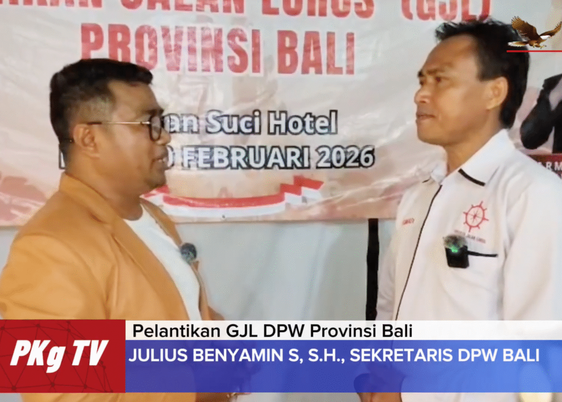 Sekretaris DPW GJL Bali, Yulius Benyamin Seran (kiri) saat diwawancara. -IST/Balitopik.com