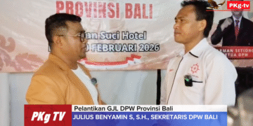 Sekretaris DPW GJL Bali, Yulius Benyamin Seran (kiri) saat diwawancara. -IST/Balitopik.com