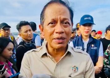 Menteri Lingkungan Hidup Hanif Faisol Nurofiq. -Balitopik.com