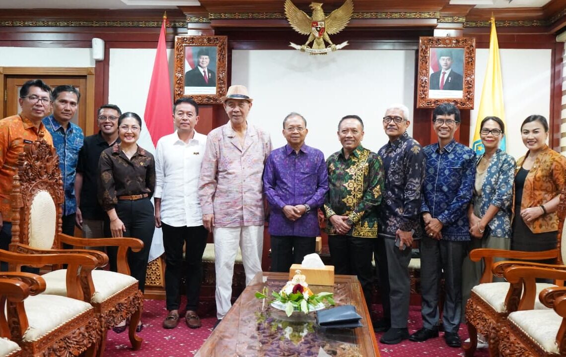 Gubernur Bali Wayan Koster menerima audiensi jajaran Nawa Cita Pariwisata Indonesia (NCPI) Provinsi Bali. -Balitopik.com
