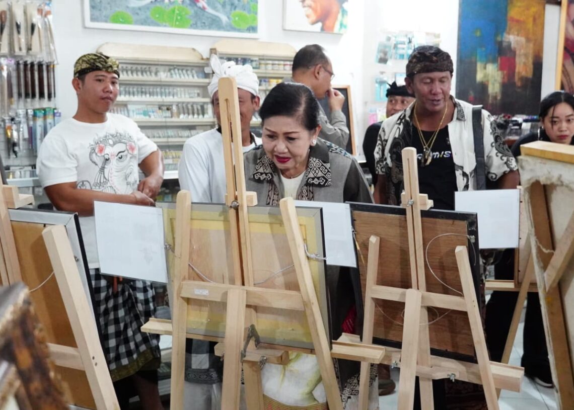 Ketua Dekranasda Bali, Ny. Putri Koster. -Balitopik.com