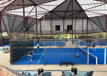 Foto: Lapangan olahraga jungel padel di Mengwi, Badung. -Balitopik.com
