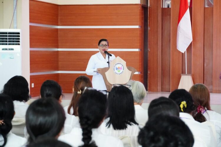 Ketua Tim Pembina Posyandu Provinsi Bali, Putri Koster. -BALITOPIK.COM