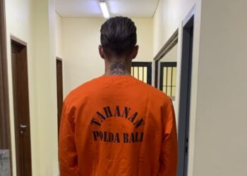 Luzian Andrin Zgraggen jadi tersangka dugaan penghinaan terhadap Hari Suci Nyepi. -IST/BALITOPIK.COM