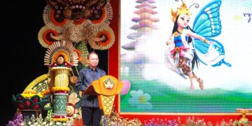 Gubernur Bali Wayan Koster saat menutup Bilan Bahasa Bali VIII. -IST/Balitopik.com