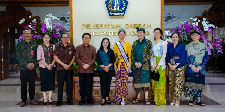 Adi Arnawa menerima Puteri Indonesia Lingkungan 2026 di Badung