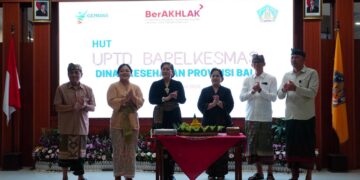 Ketua TP Posyandu Bali, Ny. Putri Koster, saat menghadiri peringatan HUT ke-39 Bapelkesmas di Denpasar. -IST/BALITOPIK.COM