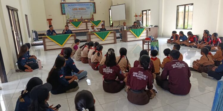 BEM Universitas Warmadewa menggelar aksi sosial berupa talkshow pengelolaan sampah yang berkelanjutan. -IST/BALITOPIK.COM