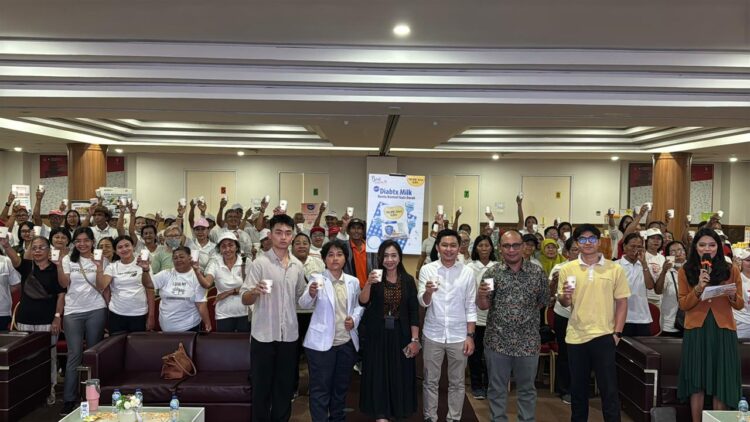 Kegiatan Beat Diabetes 2026 di RSUD Bali Mandara Denpasar dengan peserta mengikuti cek gula darah dan edukasi kesehatan.