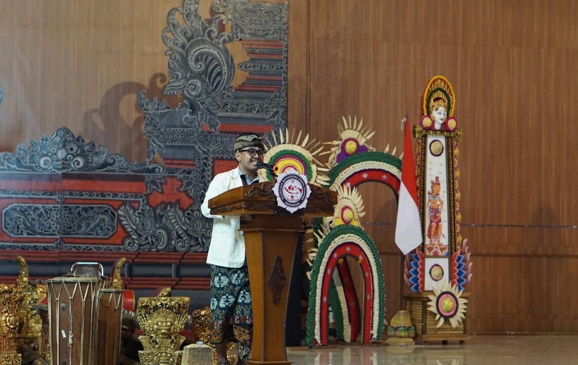 Akademisi Hindu dari Kesatuan Mahasiswa Hindu Dharma Indonesia, I Dewa Gede Darma Permana