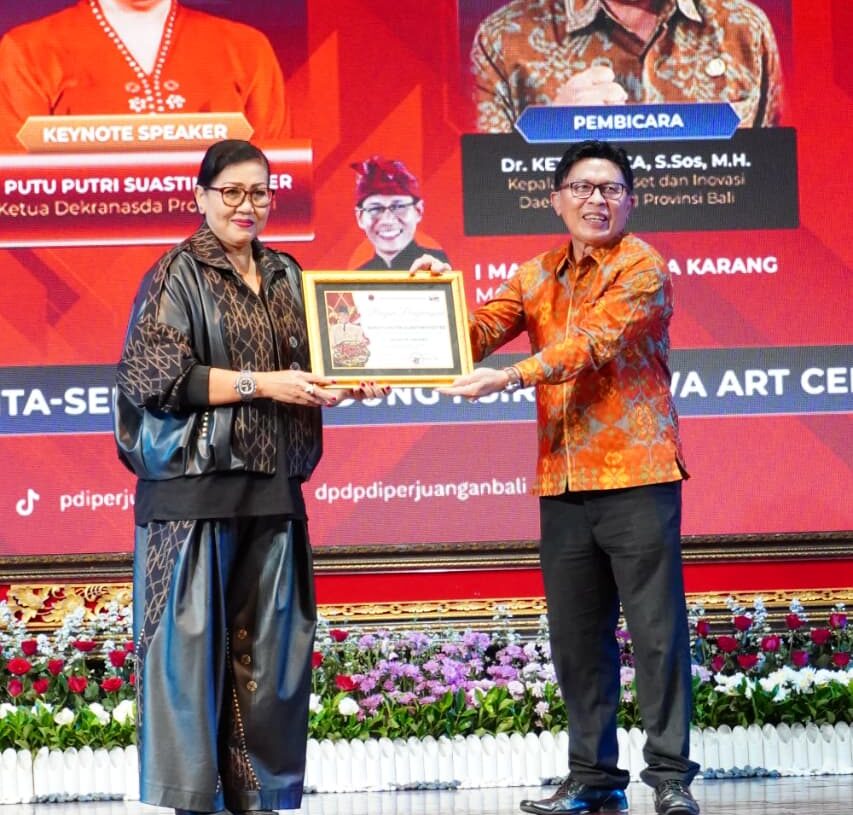 Putri Koster dan I Made Supartha. -IST