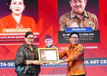 Putri Koster dan I Made Supartha. -IST