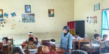 Putri Wartini