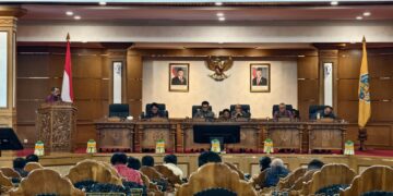 Suasana Rapat Paripurna ke-41 Masa Persidangan III Tahun Sidang 2025-2026 DPRD Provinsi Bali, Jumat (19/6/2026). -BALITOPIK.COM