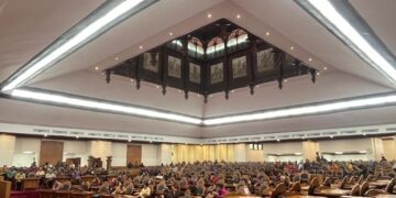 Situasi rapat paripurna ke 40 DPRD Bali. -BALITOPIK.COM