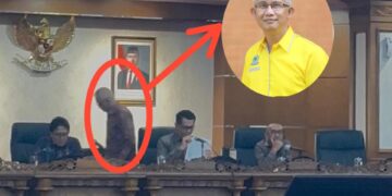 Potret Wakil Ketua II DPRD Bali, Ida Gede Komang Kresna Budi saat "walk out". -BALITOPIK.COM
