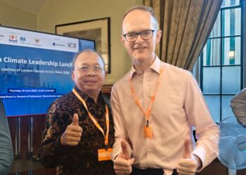 Foto: Gubernur Bali Wayan Koster bersama Dubes Inggris untuk Indonesia Yang Mulia Dominic Jermey. -IST