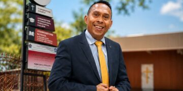 Rektor STTI Cornerstone, Pdt. Dr. David Henry Parera, SE., MA.Ce., M.Th., MM