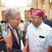 Gubernur Bali Wayan Koster saat bejabatan tangan dengan Sekretaris Jenderal PBB Antonio Guterres. -IST