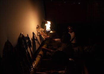 Sanggar Seni Dhanan Jaya Banjar Pengayehan, Desa Cemagi, Kecamatan Mengwi, tampil sebagai Duta Seni Kabupaten Badung pada Utsawa (Parade) Wayang Kulit yang digelar di depan Gedung Kriya, Taman Budaya Art Center Denpasar, Senin (6/7/2026). -IST