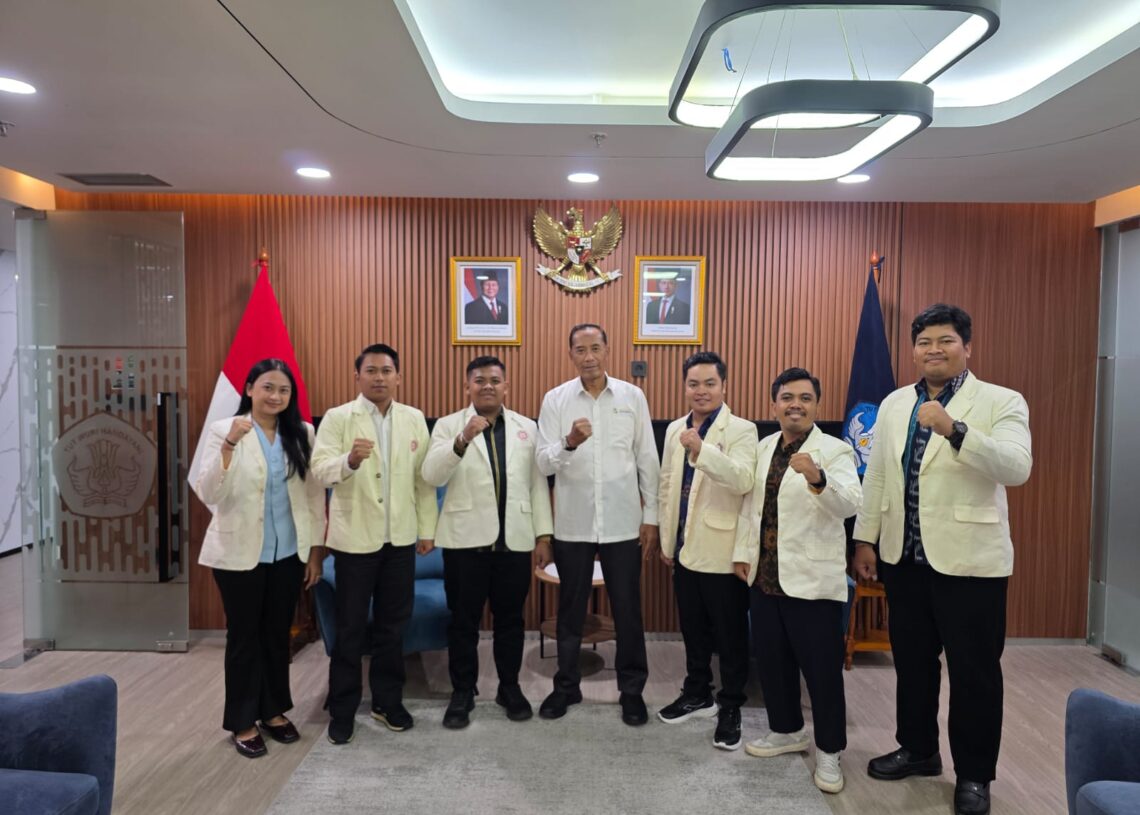 Pengurus Pusat Kesatuan Mahasiswa Hindu Dharma Indonesia (PP KMHDI) melakukan audiensi resmi dengan Kementerian Pendidikan Tinggi, Sains, dan Teknologi Republik Indonesia. -IST
