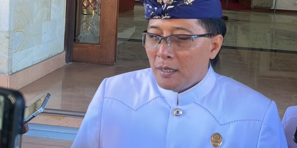 Wakil Gubernur Bali, I Nyoman Giri Prasta. -BALITOPIK.COM