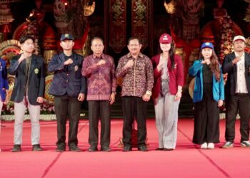 Gubernur Bali Wayan Koster Luncurkan Program Desa Kerthi Bali Sejahtera, Libatkan Hampir 13 Ribu Mahasiswa Bangun Desa. -IST