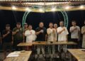 Dialog antara Nusantara Carbon, Mahardhika Institute dan Lembaga Desa Pengelola Hutan (LDPH) Jungutbatu terkait konservasi mangrove di Nusa Lembongan. -IST