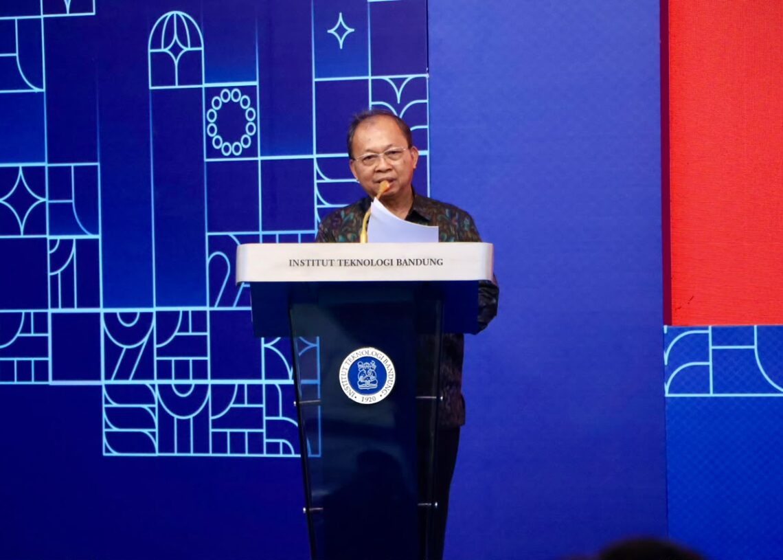 Gubernur Bali Wayan Koster saat menjadi keynote speaker pada 5th International Conference on Digital Humanities 2026 yang diselenggarakan Institut Teknologi Bandung (ITB). -IST