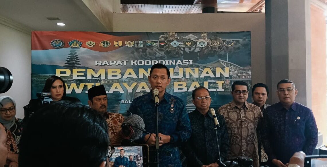Menteri Koordinator Bidang Infrastruktur dan Pembangunan Kewilayahan (Menko Infra) Agus Harimurti Yudhoyono (AHY). -BALITOPIK.COM