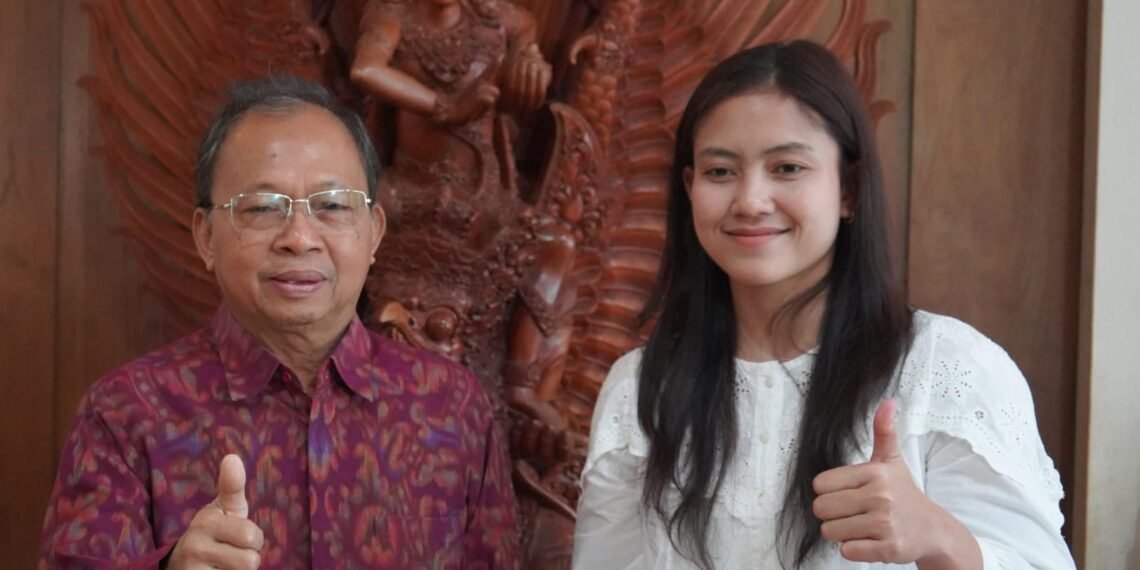 Gubernur Bali Wayan Koster dan Desak Made Rita Kusuma Dewi. -IST