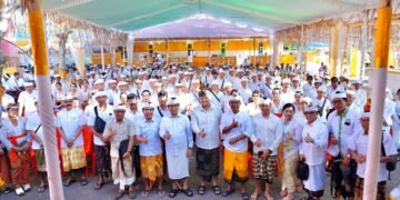 Bupati dan Wakil Bupati Badung hadiri Puncak Yadnya Massal Desa Adat Kwanji. -IST