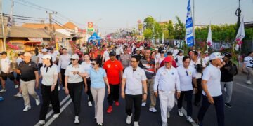 Bupati Badung saat uji coba Car Free Day (CFD) Kerobokan. -IST