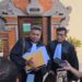Tim penasihat hukum.dari LBH PENA, Charlie Y Usfunan dan Yarianto Telaumbanua. -IST