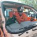 TIM SAR gabungan saat evakuasi seorang sopir dari salah satu truk. -IST