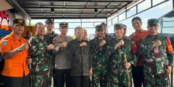 Gubernur Bali Wayan Koster menghadiri Manuver Lapangan Latihan Kesiapsiagaan Operasional (LKO) Komando Gabungan Wilayah Pertahanan (Kogabwilhan) II Tahun Anggaran 2026. -IST