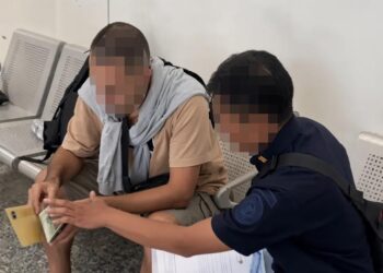 WNA Algeria saat dideportasi dari Bali. -IST