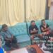 Polsek Manggis saat mengamankan 3 orang terduga pelaku. -IST