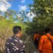 Tim SAR gabungan saat melakukan pencarian terhadap nenek yang hilang. -IST