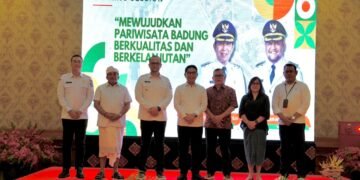 Bupati Badung I Wayan Adi Arnawa saat membuka Sharing Session bertajuk "Mewujudkan Pariwisata Badung Berkualitas dan Berkelanjutan" di Balai Budaya Giri Nata Mandala, Puspem Badung, Rabu (16/09/2026). -IST