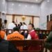 C.H (diblur) saat mengikuti sidang di PN Denpasar, Kamis (3/9/2026). -IST