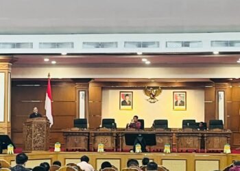 Suasana sidang paripurna ke-48 DPRD Provinsi Bali. -BALITOPIK.COM