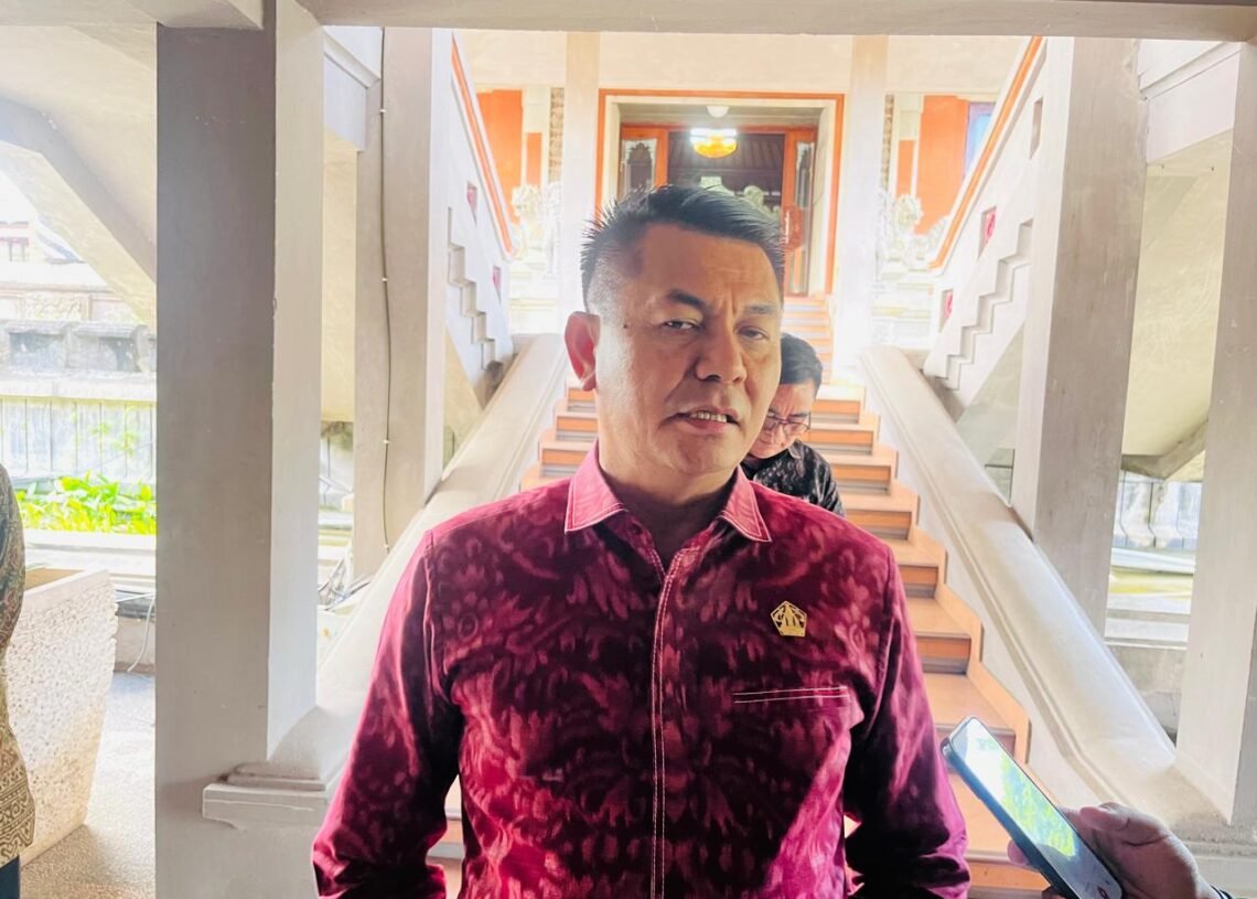 Ketua DPRD Bali Dewa Made Mahayadnya alias Dewa Jack. -BALITOPIK.COM